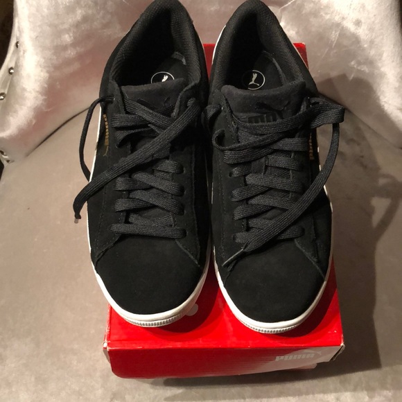 Puma Shoes - PUMA Soft Foam Women’s Sneakers-Size 8.5